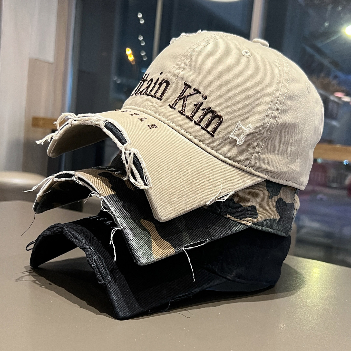 2026新款断檐帽子男女复古时尚破洞鸭舌帽个性百搭显脸小棒球帽潮