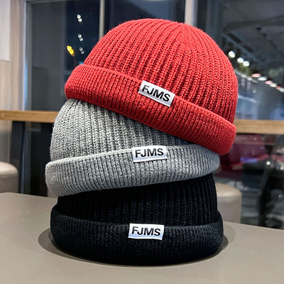 瓜皮帽出游休闲男女秋冬