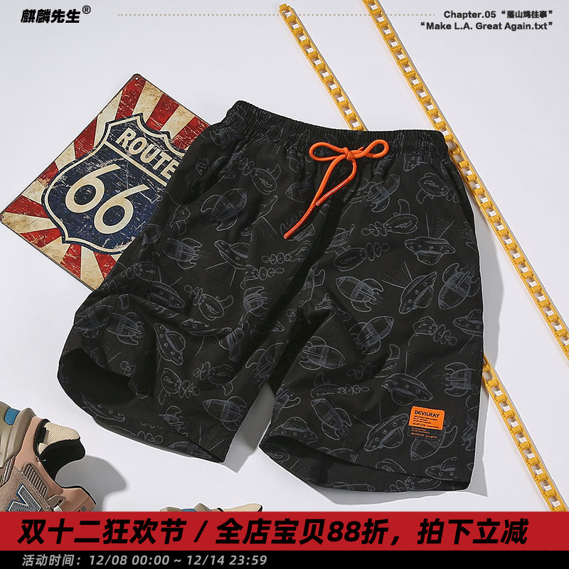51区」夏季美式潮男趣味印花宽松短裤休闲运动五分裤抽绳沙滩裤子