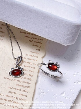 【kitty猫】s925纯银天然石榴石戒指吊坠万能扣酒红色可爱礼物女