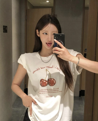 Ahyeon郑雅娴同款韩国设计师品牌樱桃印花宽松短袖T恤女