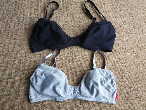 女士双层纯棉无插片肩带哺乳文胸