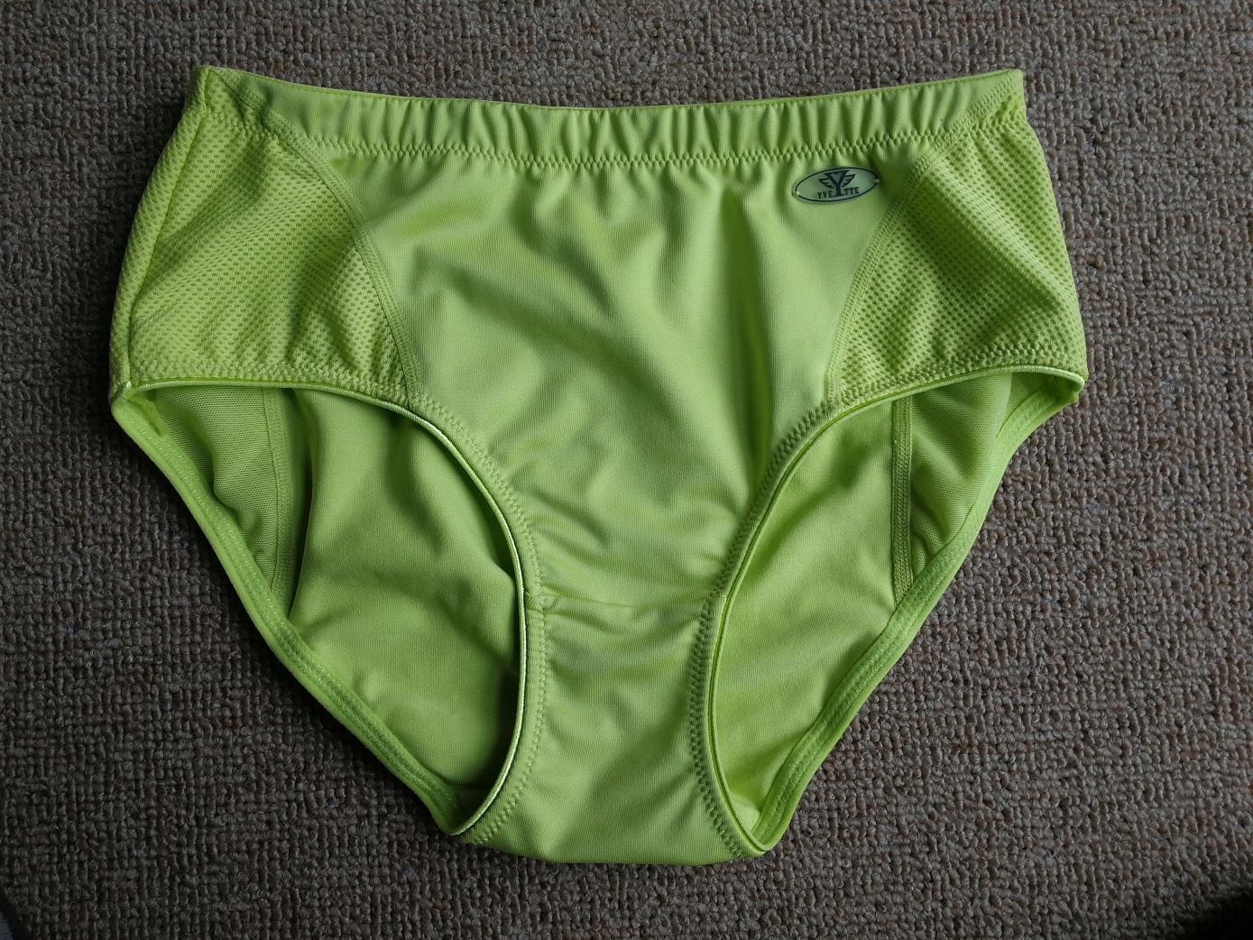 良品清仓运动内裤女快干吸汗紧身