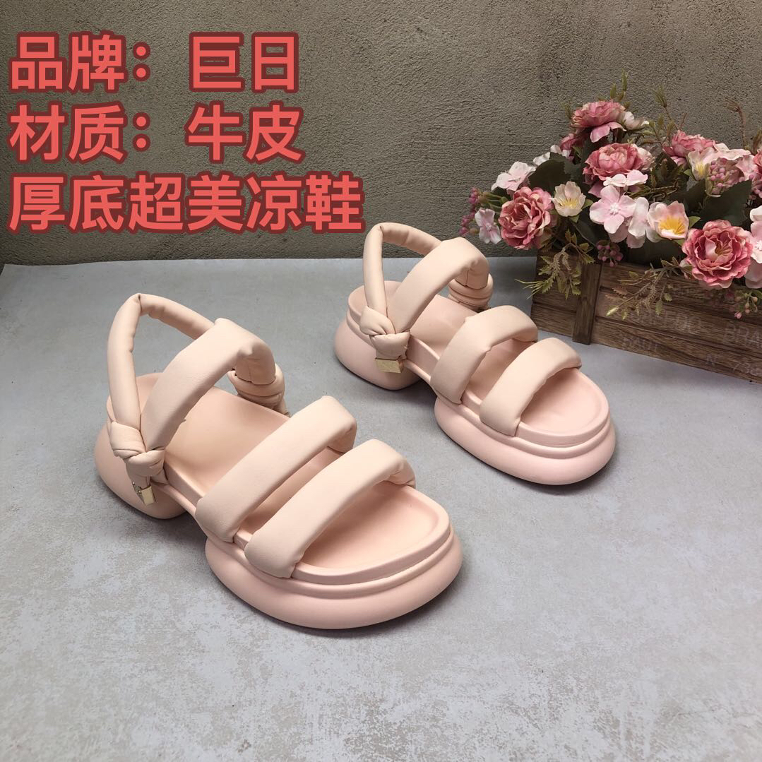 巨日纯牛皮2261厚底云朵皮带扣时尚超仙一脚蹬夏季新款舒适凉鞋
