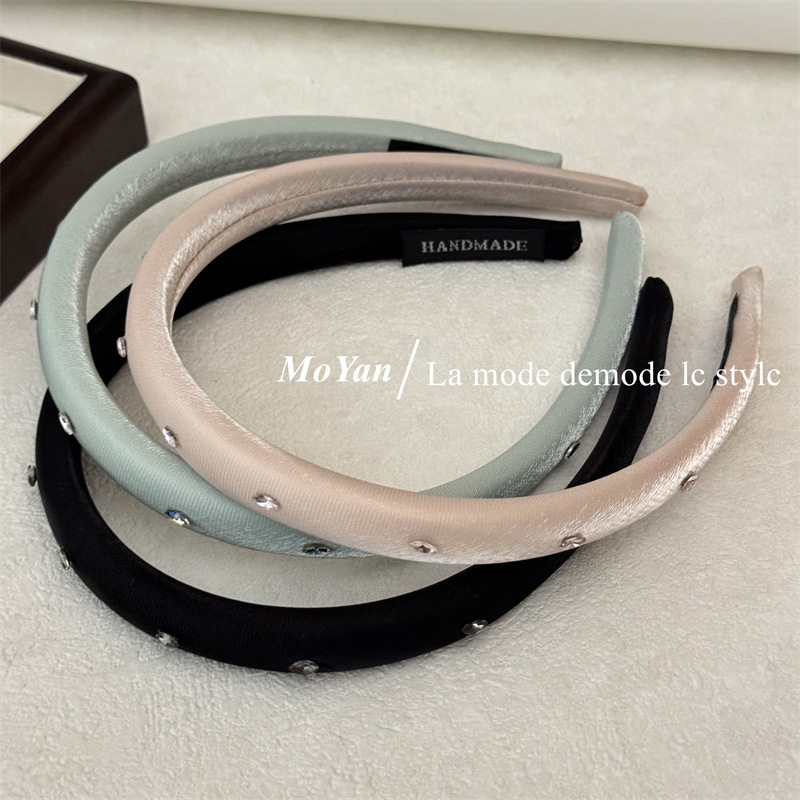 韩版简约珠光布艺发箍女2026新款水钻质感头箍洗脸外出压发卡发饰