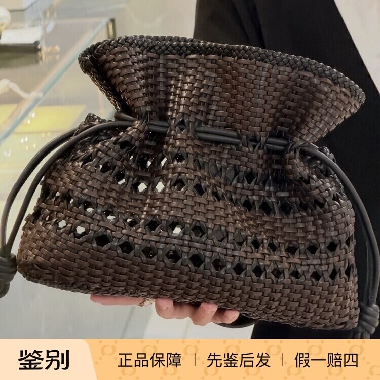 抽绳水桶包 棕色真皮镂空编织 单肩斜挎包 Loewe罗意威2026春夏款