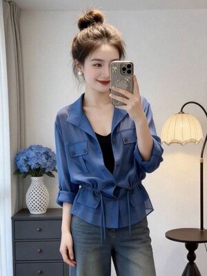 轻熟风气质蓝色薄款微透衬衫女装2026春夏新款巨好看休闲收腰上衣