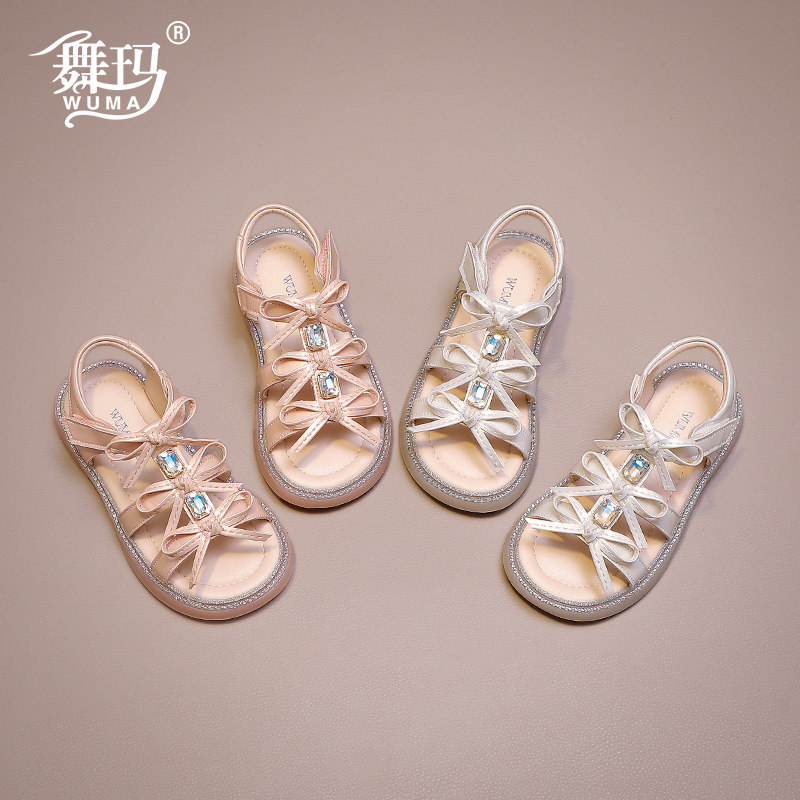 女童凉鞋2026新款夏季软底防滑公主鞋水钻蝴蝶结儿童露趾沙滩鞋子