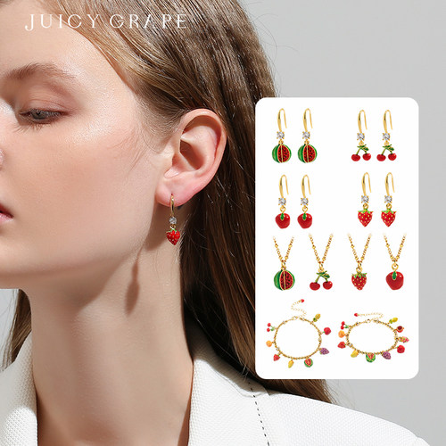 镀18K金 彩色手绘珐琅坠 色彩鲜艳 造型逼真