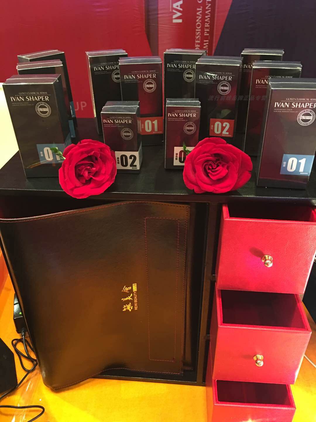 瑞士尚品纹绣韩尚秀锦上明珠毓美会半纯植物色乳唇部色料