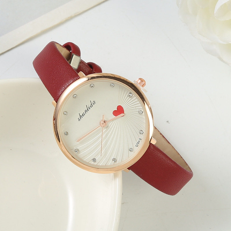 时尚女士个性爱心装饰细皮带手表简约气质百搭优雅石英表学生通勤,手表,配件,淘宝优惠券,粉丝福利购,淘宝优惠卷