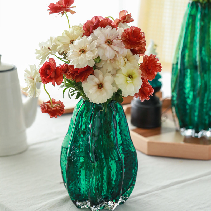 小红书玻璃客厅餐桌造型独特