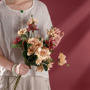 北欧客厅花束INS婚庆单枝车轮花轮风菊仿真花家居装饰黄色花