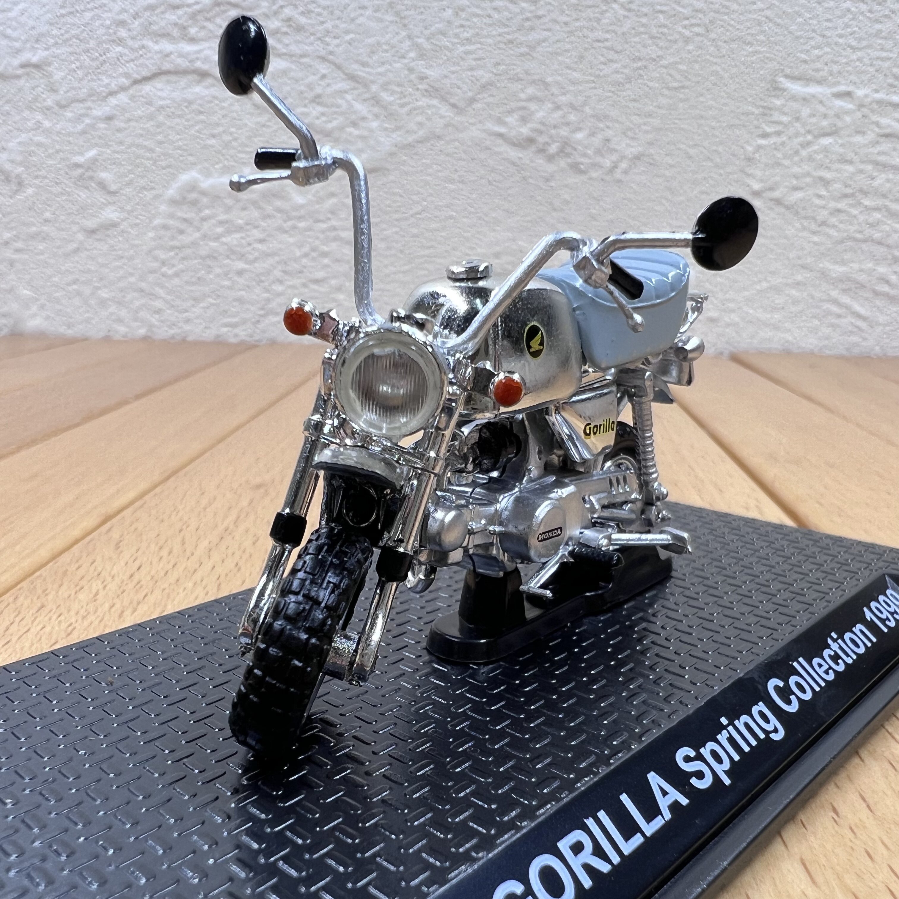 1:24本田1999款猴子经典摩托车合金模型摆件本田小猴子场景摆设