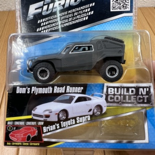 1:64速度与激情定制越野车合金模型摆件Deckard驾驶场景摆设