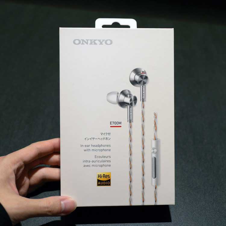 日本Onkyo/安桥E700M入耳式音乐耳机耳塞线控麦克风手机金属低音