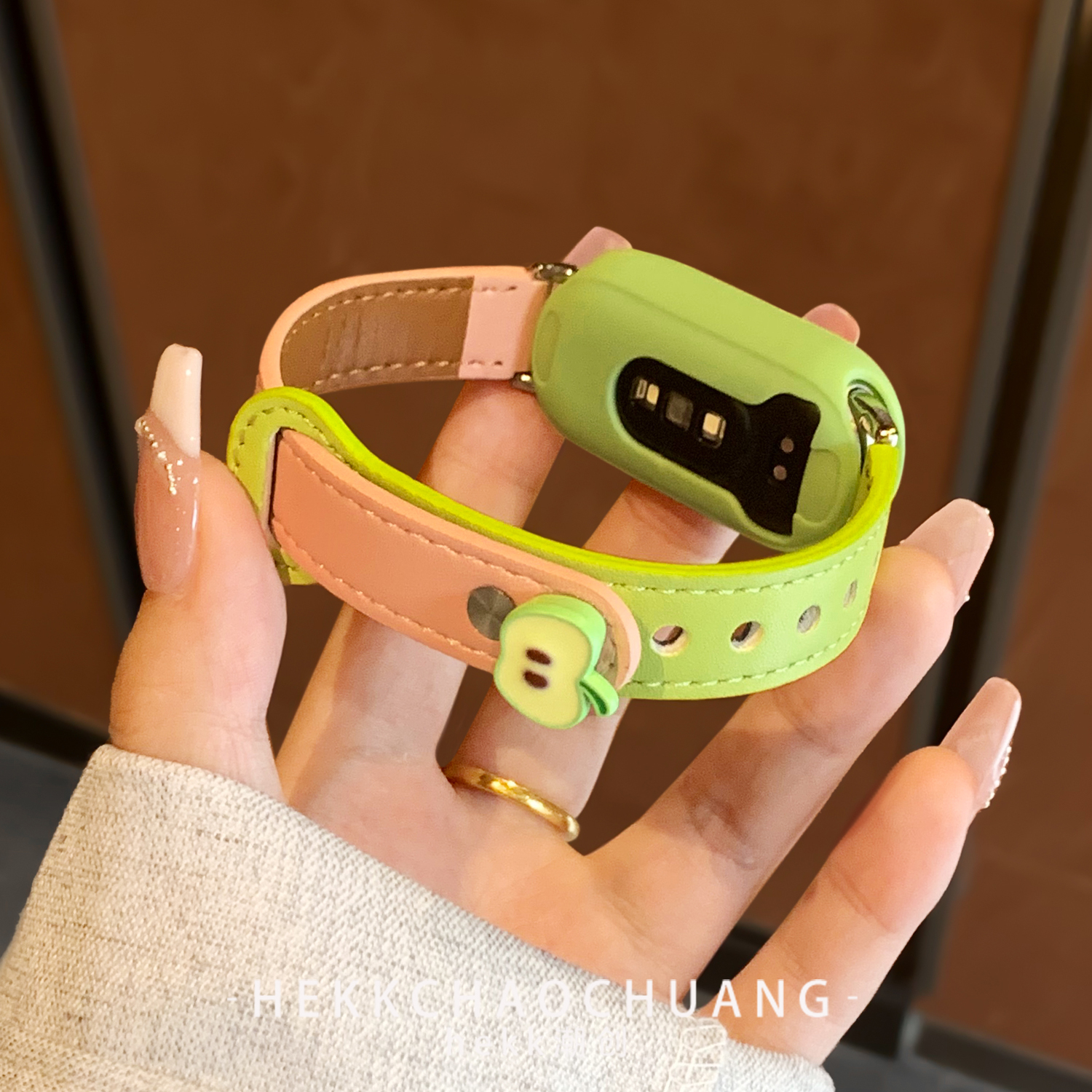 适用小米手环可爱青苹果皮质表带