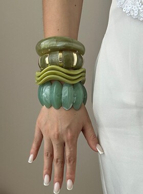 复古亚克力弹线手链性女式手镯