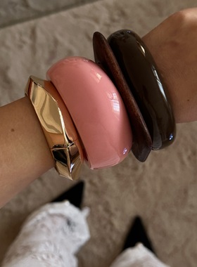 设计感高级光面环形手镯