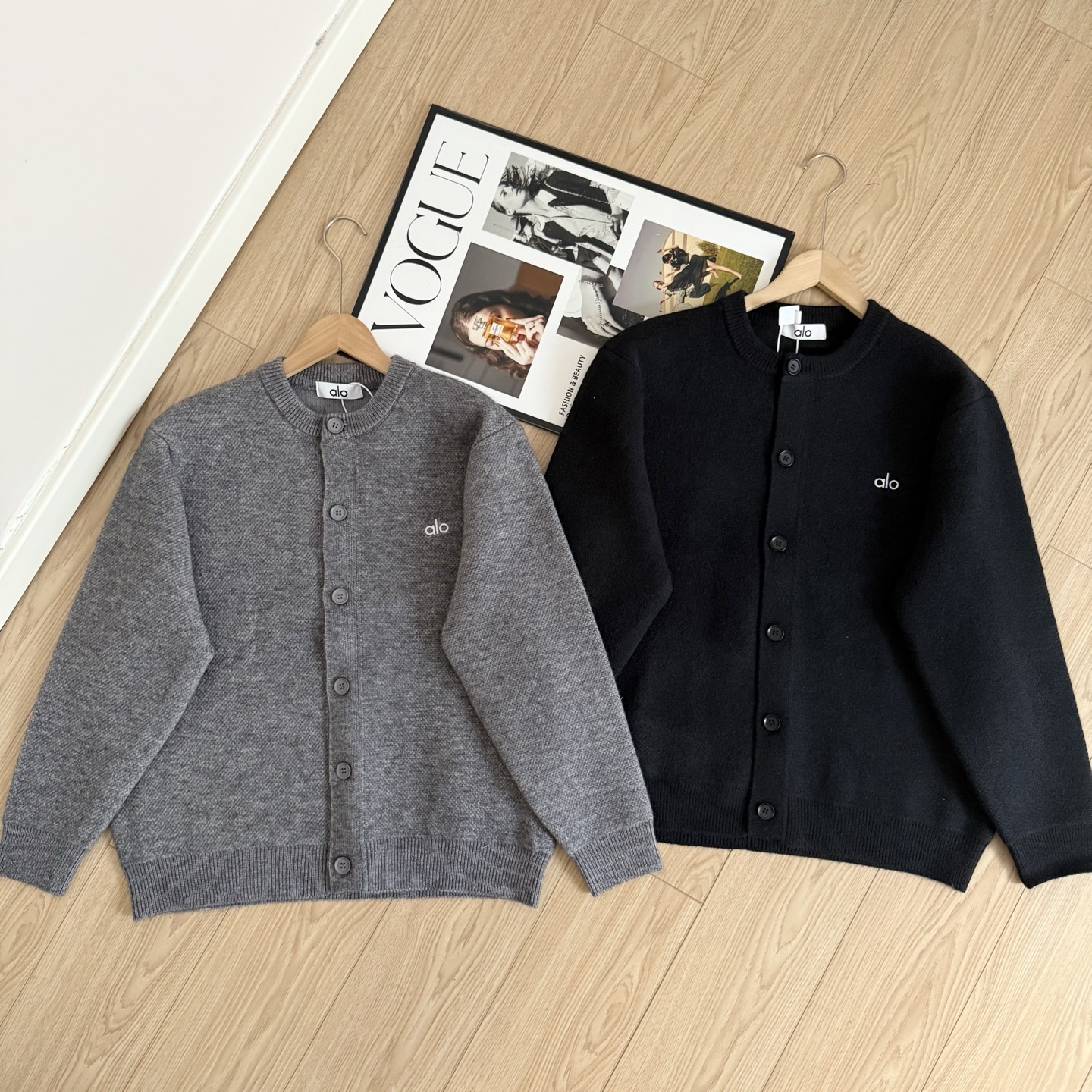 正品现货ALO冬季简约毛衣开衫保暖时尚纯色男女长袖外套刺绣上衣