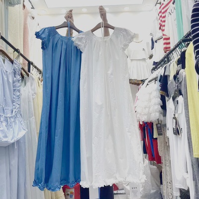 法式甜美花边小飞袖连衣裙