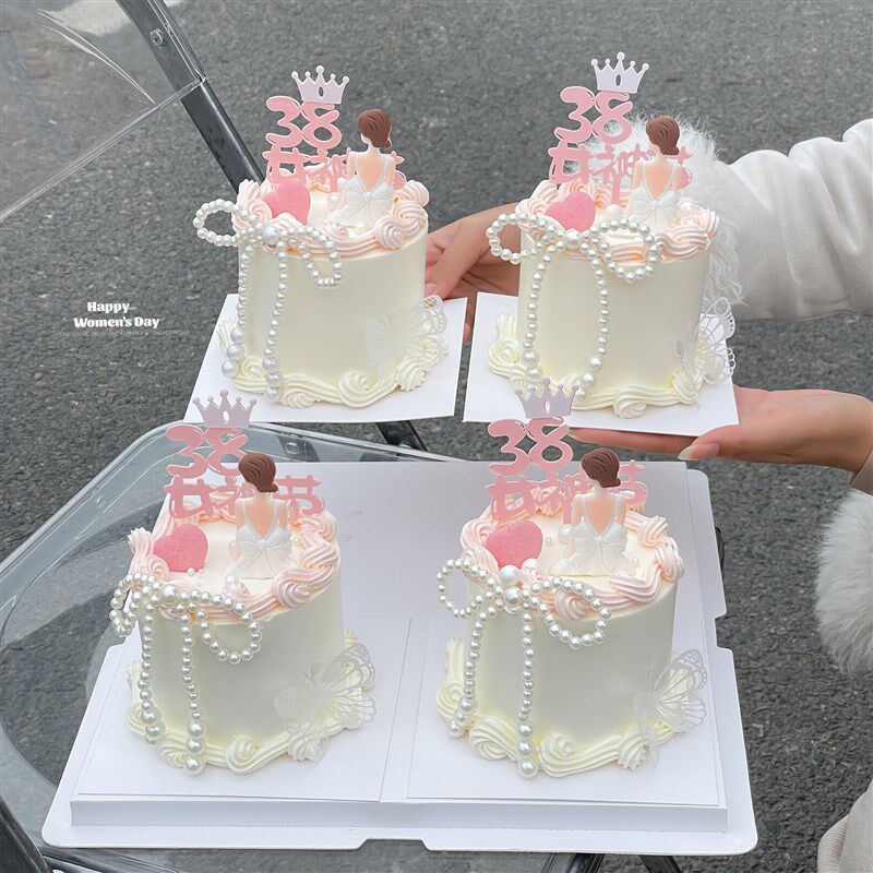 速发8神节蛋糕装饰亚克力插牌唯美背影神摆件幻彩蝴蝶珍珠链插件