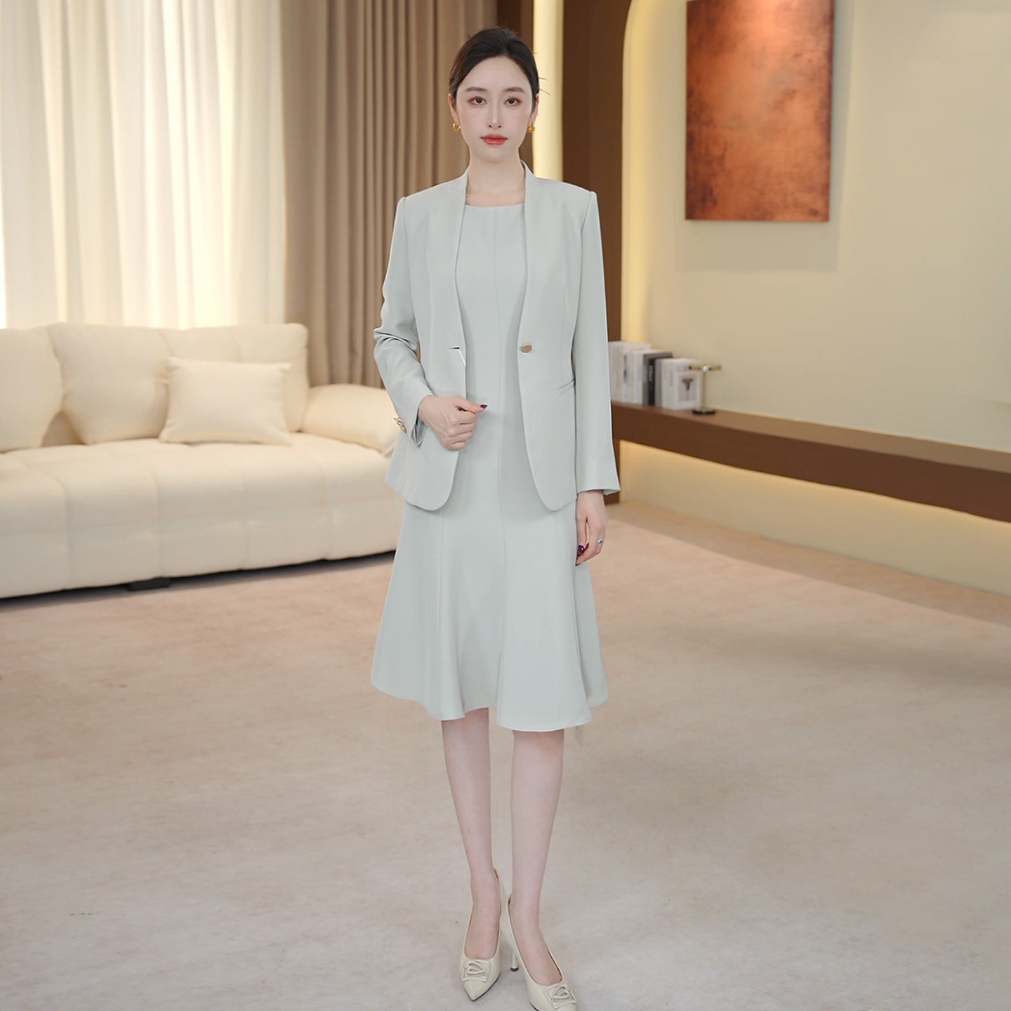 钟老板芦灰绿一粒扣西装套装女2026秋季新款西服无袖连衣裙两件套