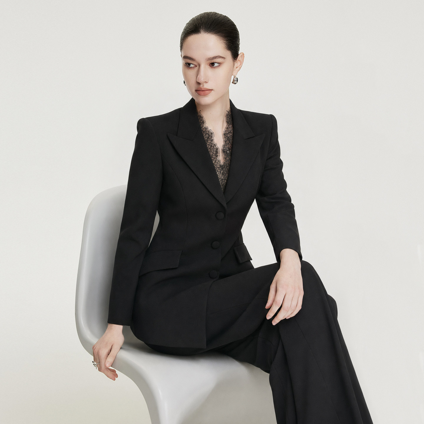 艾尚臣高级感黑色西装套装女商务职业装阔腿裤通勤职场套装两件套