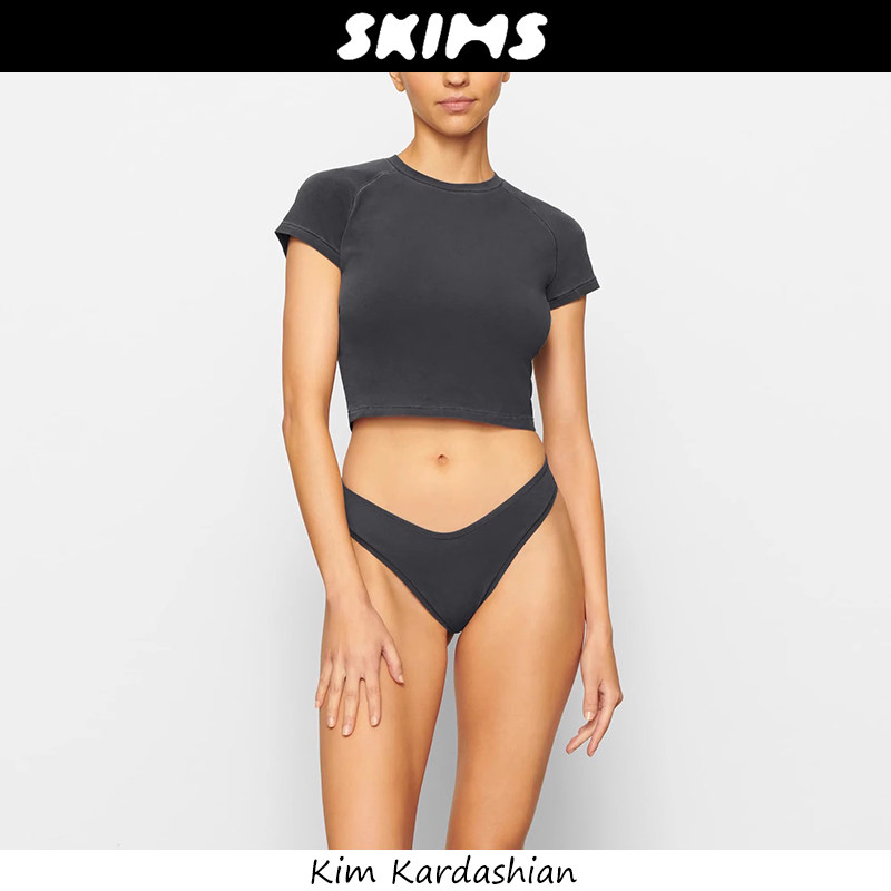 官方正品美国Skims短袖卡戴珊辣妹风修身显瘦短款t恤圆领露腰上衣