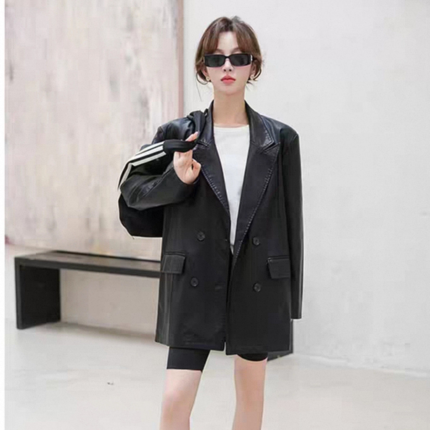 休闲皮衣外套女士春秋季新款韩版机车服宽松时尚黑色小西装PU夹克