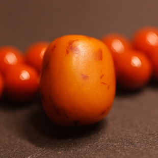 欧洲回流老蜜蜡勒子 桶珠 吊坠 琥珀 带证书