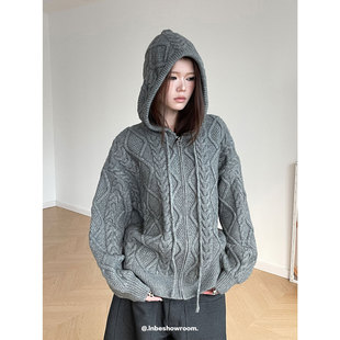 Inbeshowroom高级感扭花纹开衫连帽针织衫毛衣女宽松柔软休闲上衣