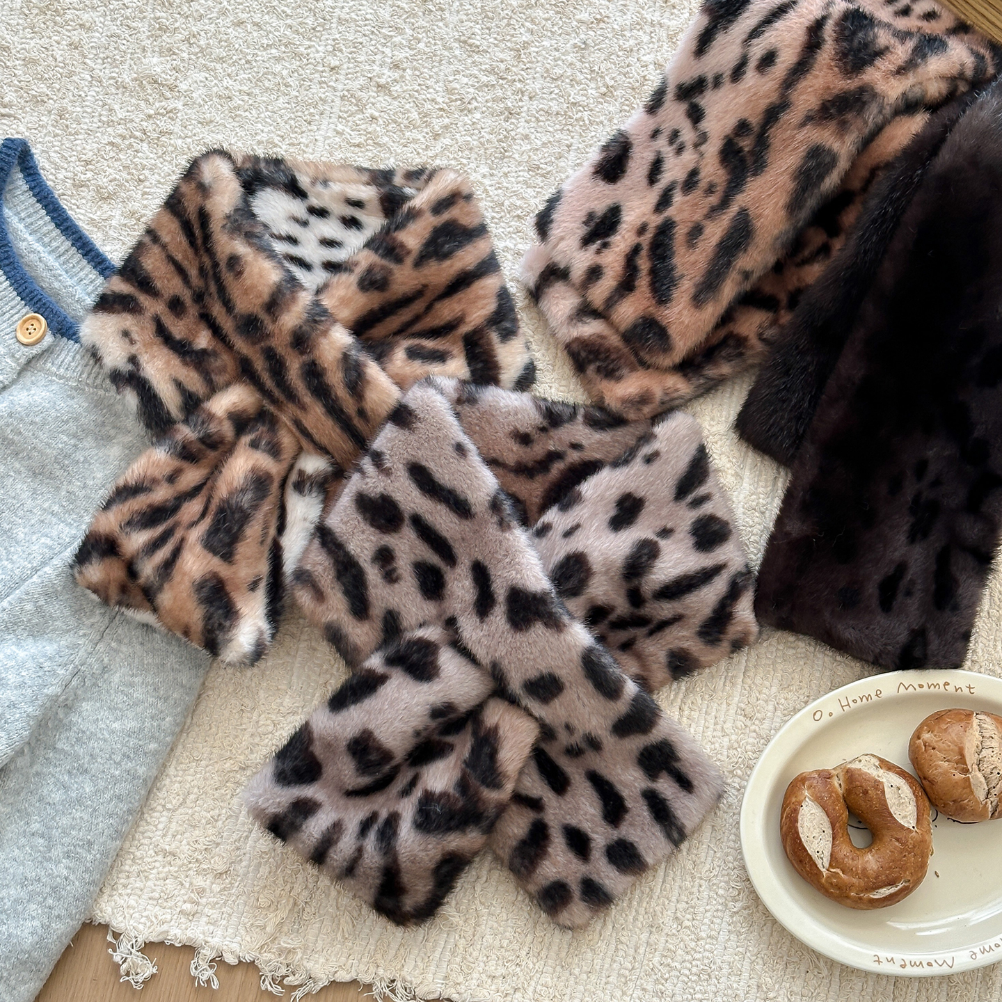 韩国豹纹围巾女秋冬季2025新款韩版仿獭兔毛围脖学生保暖加厚毛绒