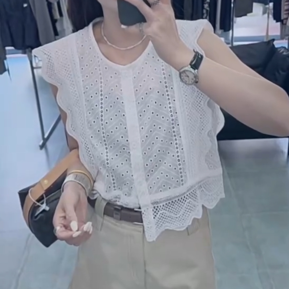 蕾丝镂空荷叶边飞飞袖衬衫2025无袖单排扣背心宽松小众设计感小衫