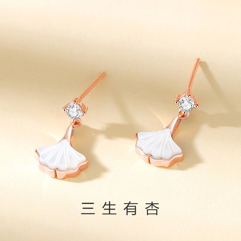 纯银白贝母银杏叶耳钉