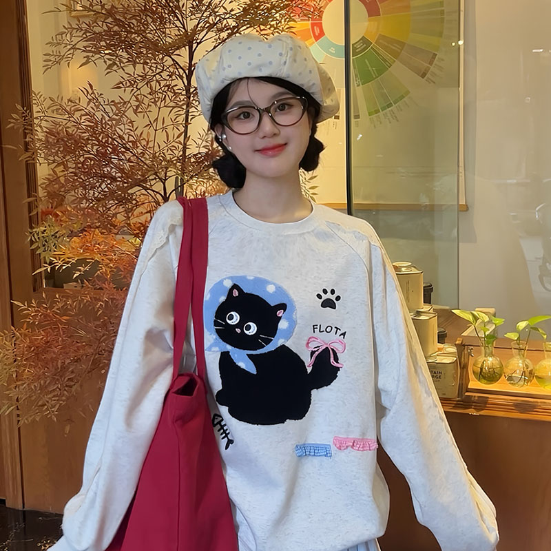 植绒猫咪插肩秋季百搭卫衣女2026新款温柔风蕾丝花边宽松长袖上衣