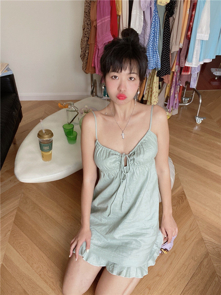 游园小公主 纯欲氛围拿捏 抹茶少女棉麻连衣裙  辣妹抹胸吊带裙