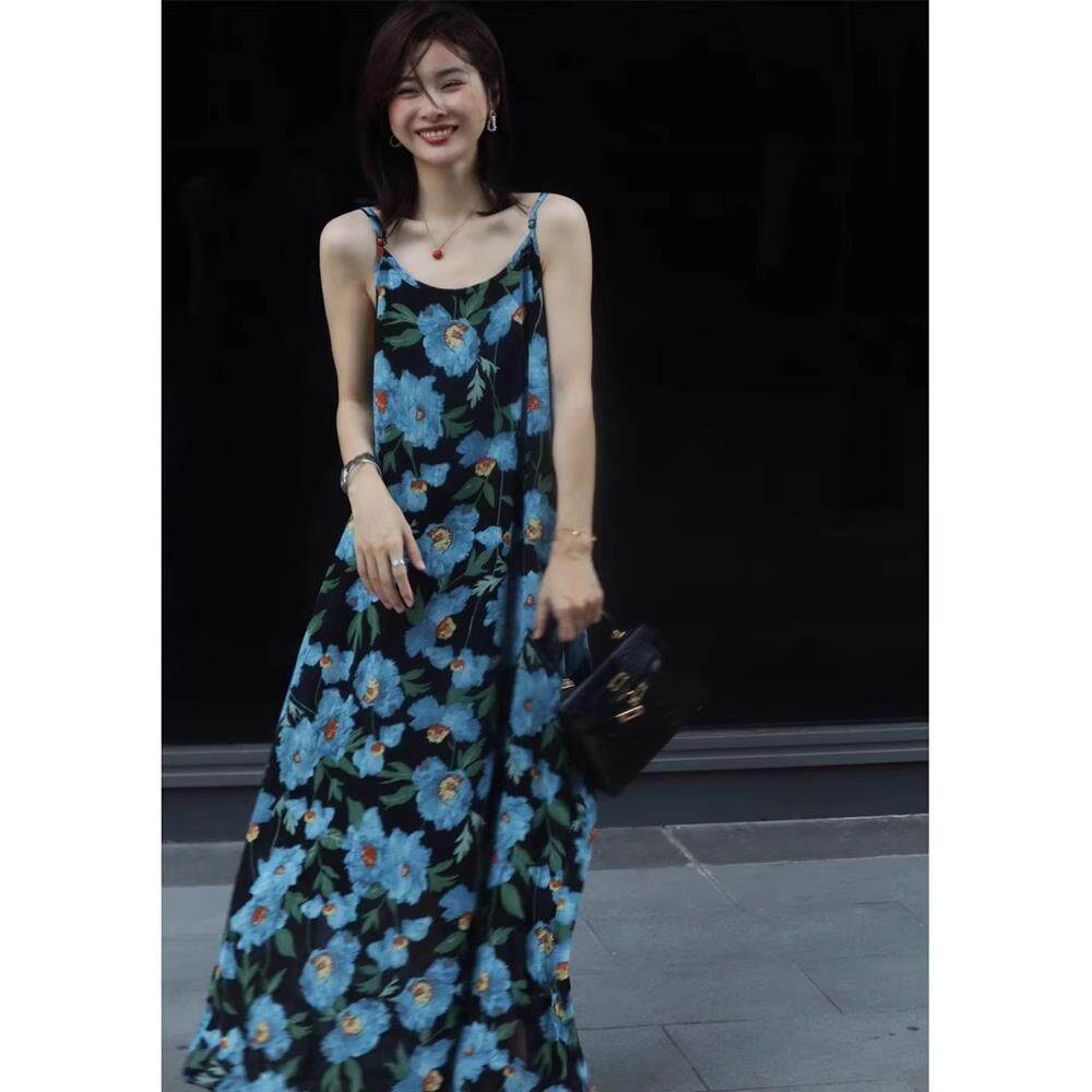欧洲站沙滩裙女海边度假超仙2025新款法式高级感吊带碎花连衣裙夏
