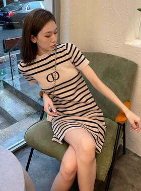 欧洲站2024夏季女装新款港风复古chic高级感小个子条纹连衣裙薄款