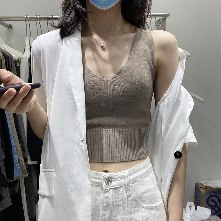 2021新百搭简约纯色V领修身显瘦无袖内搭针织吊带背心女打底上衣
