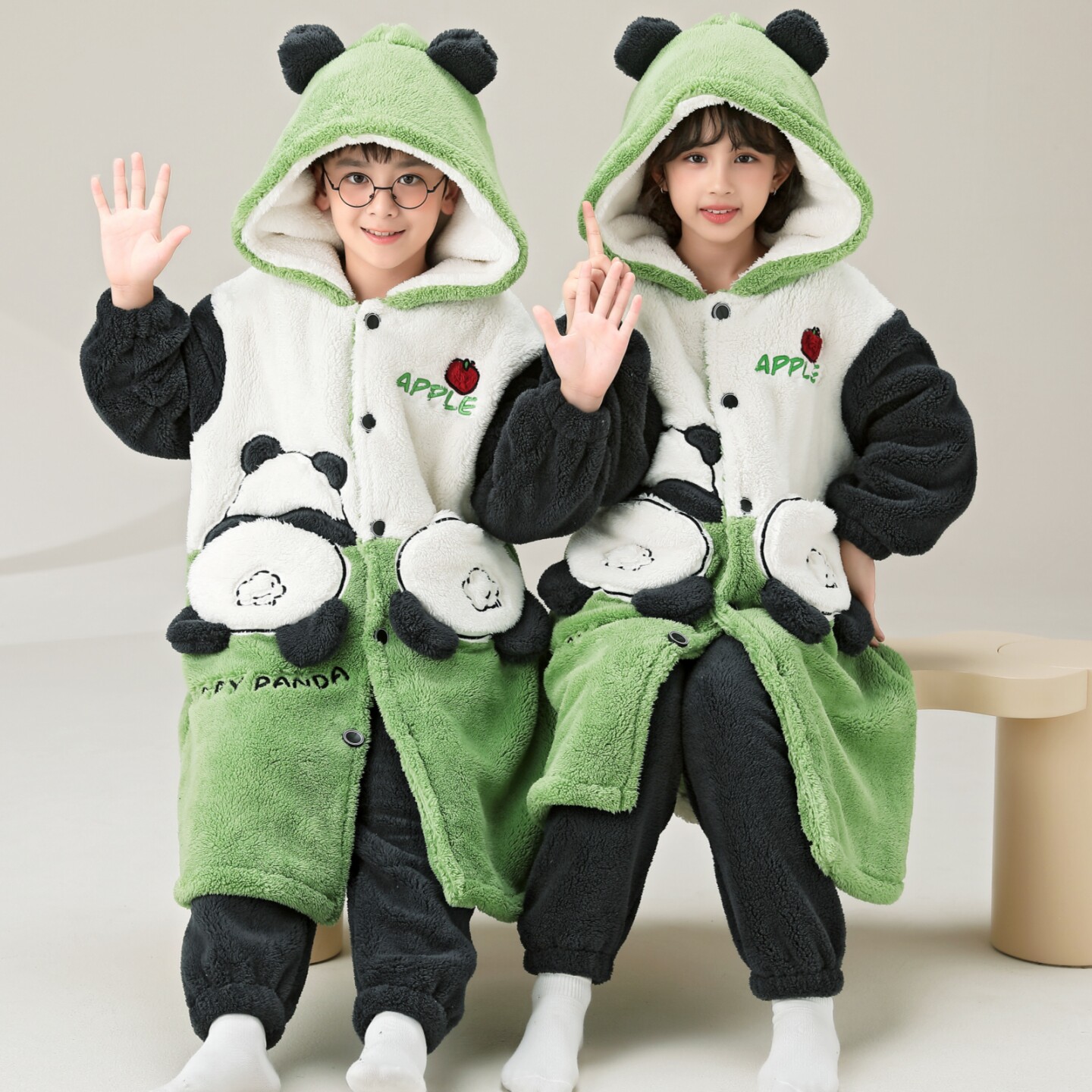 新款珊瑚绒睡袍姐弟兄妹装睡衣