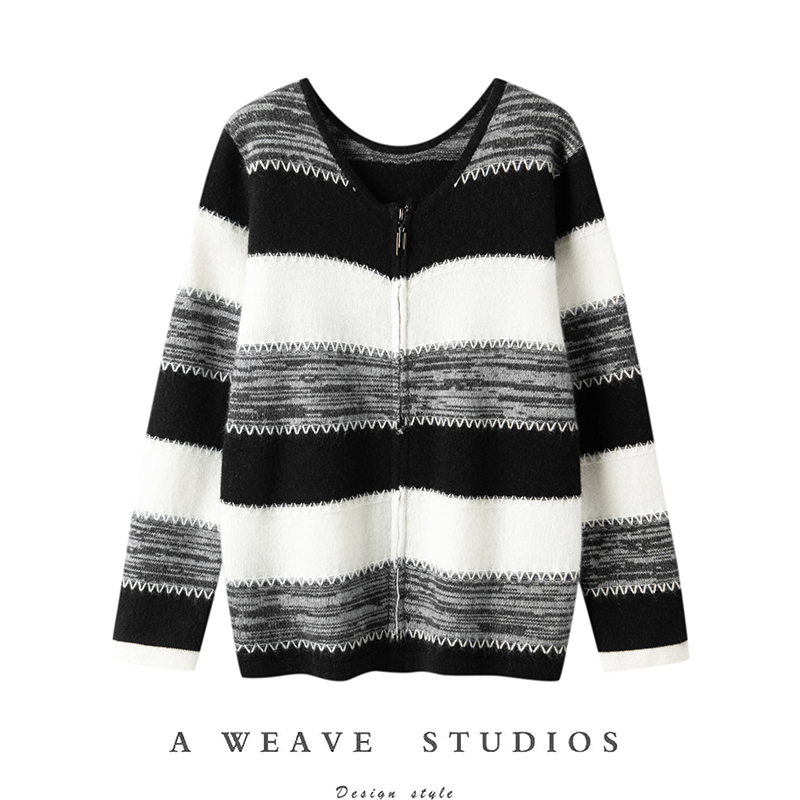 随性而复古的法式浪漫~小香风三色拼接条纹纯羊绒开衫背心裙套装