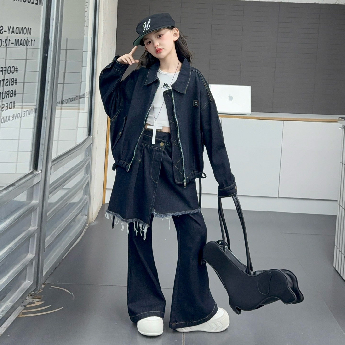 女童套装秋季新款洋气2025儿童韩版牛仔外套裤子中大童时尚三件套