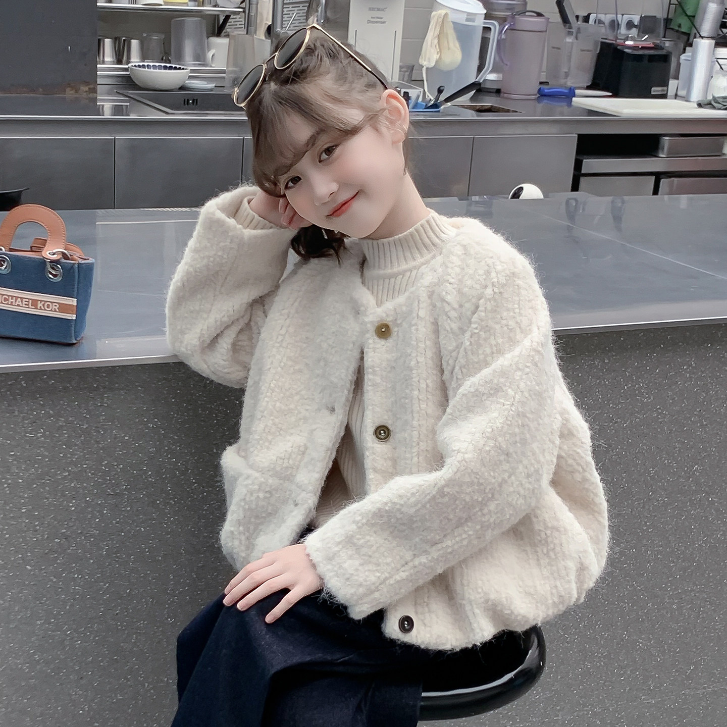 女童秋冬外套2025新款儿童网红洋气时髦加厚呢子大衣女孩毛呢冬装