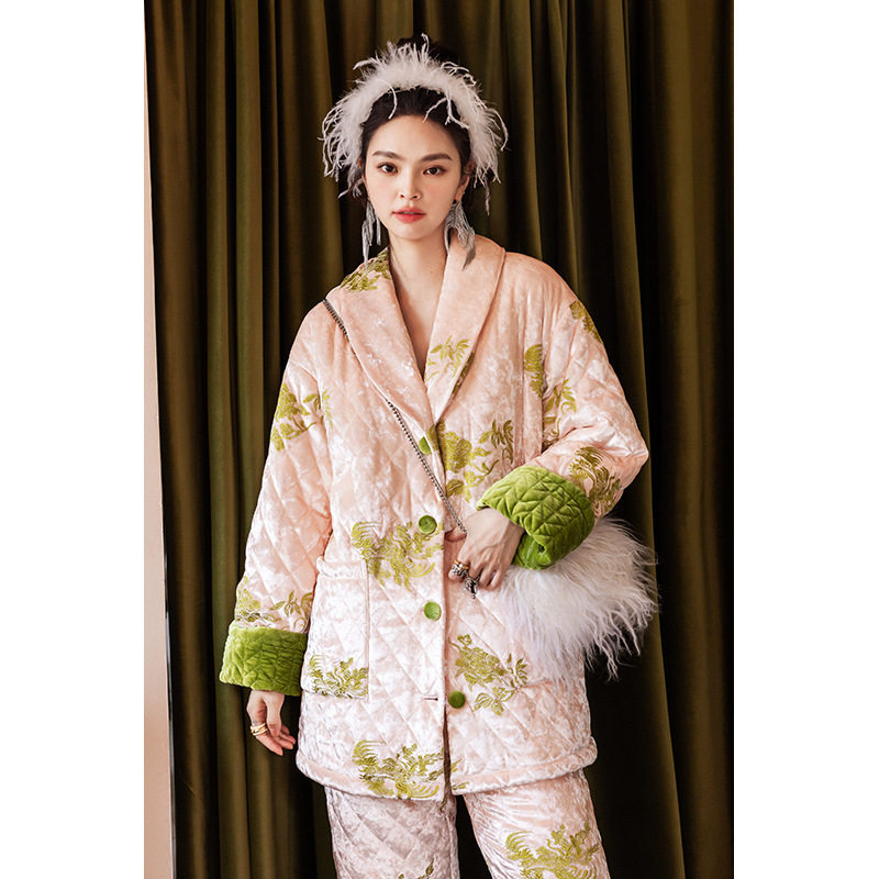 2025秋冬款奢华满绣绗棉睡衣套装保暖加厚青果领丝绒可外穿家居服