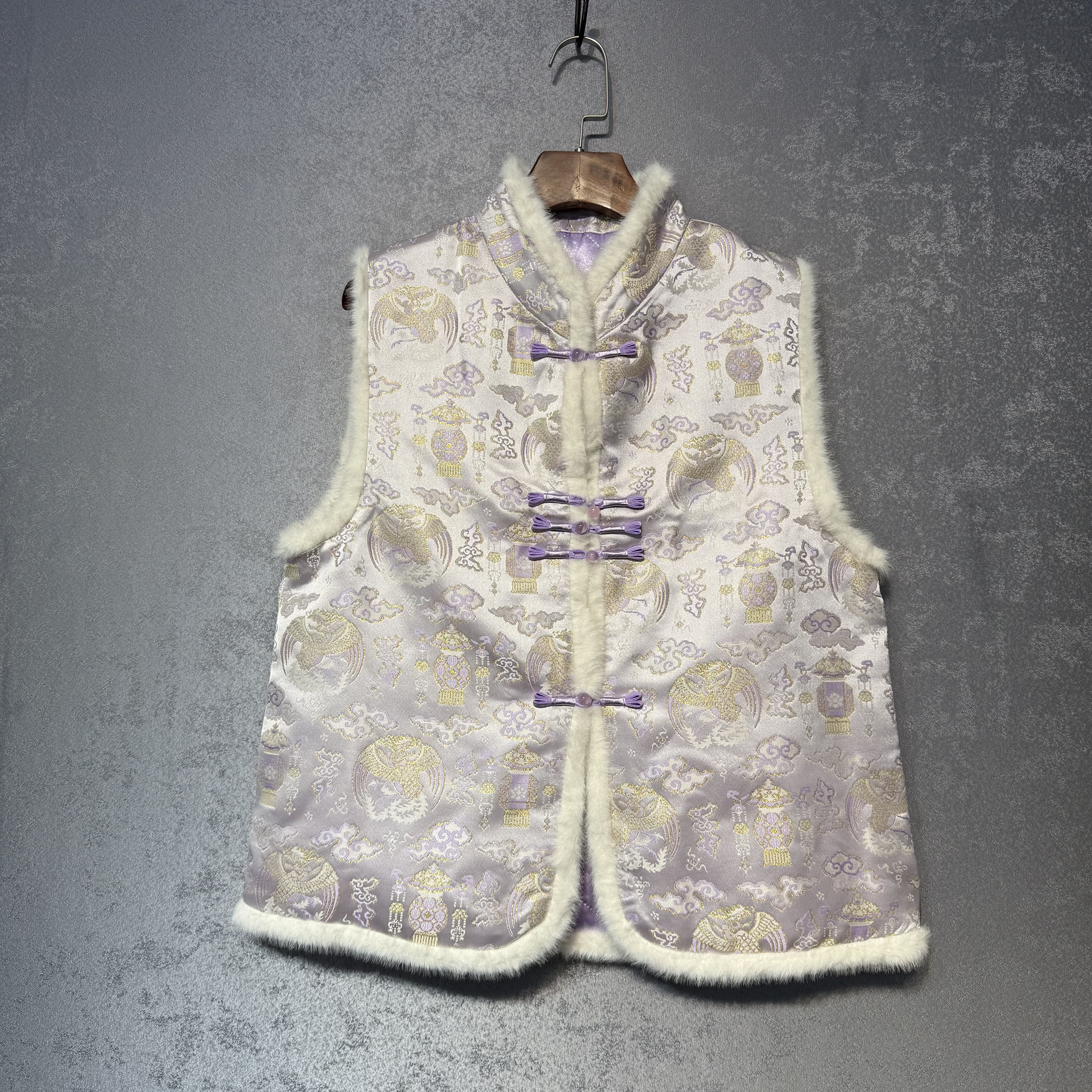 新中式宋锦提花加棉马甲女外穿背心茶服浅紫色毛毛边秋冬季坎肩