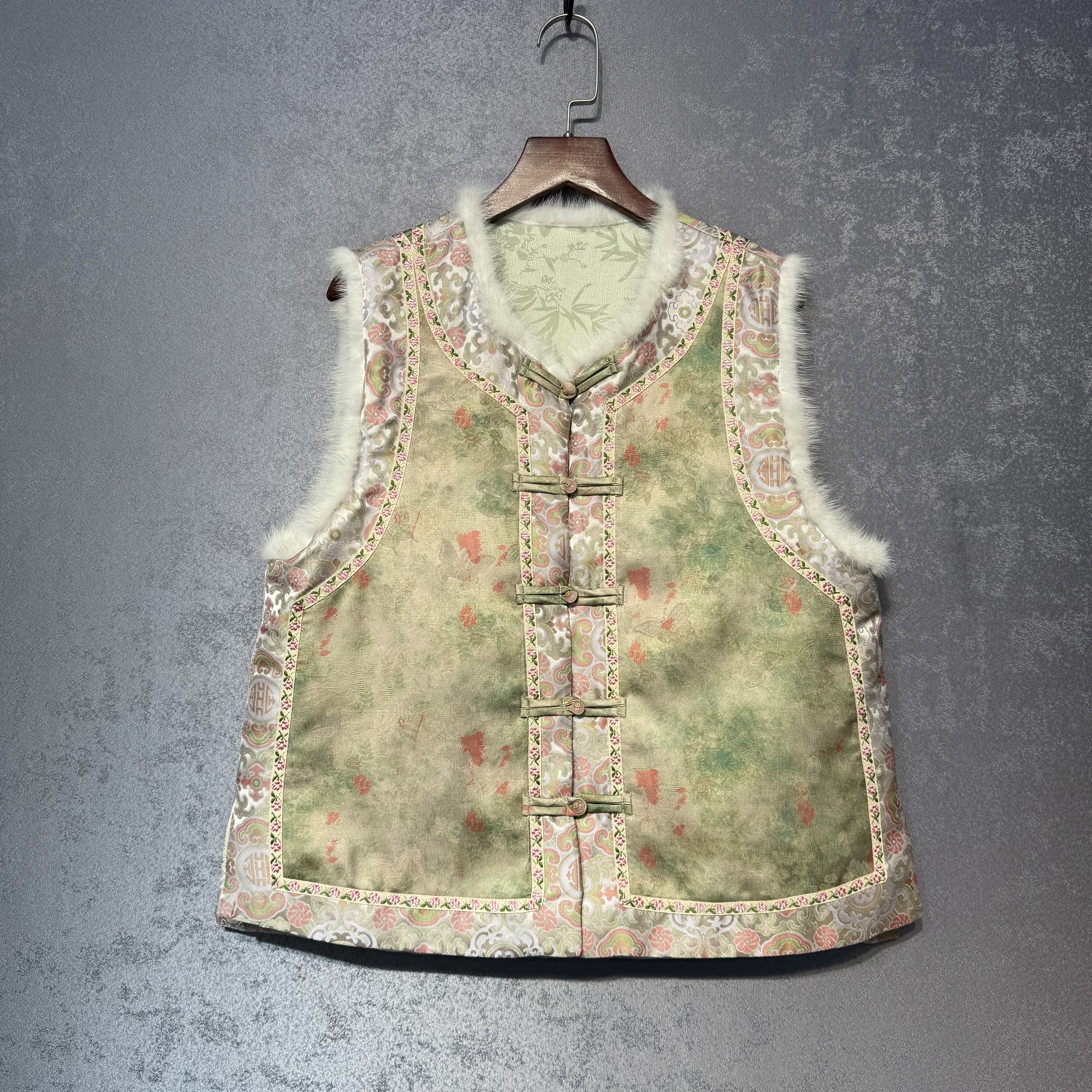 新中式国风宋锦盘扣水貂毛马甲2025秋季新款高品质复古加棉马夹女