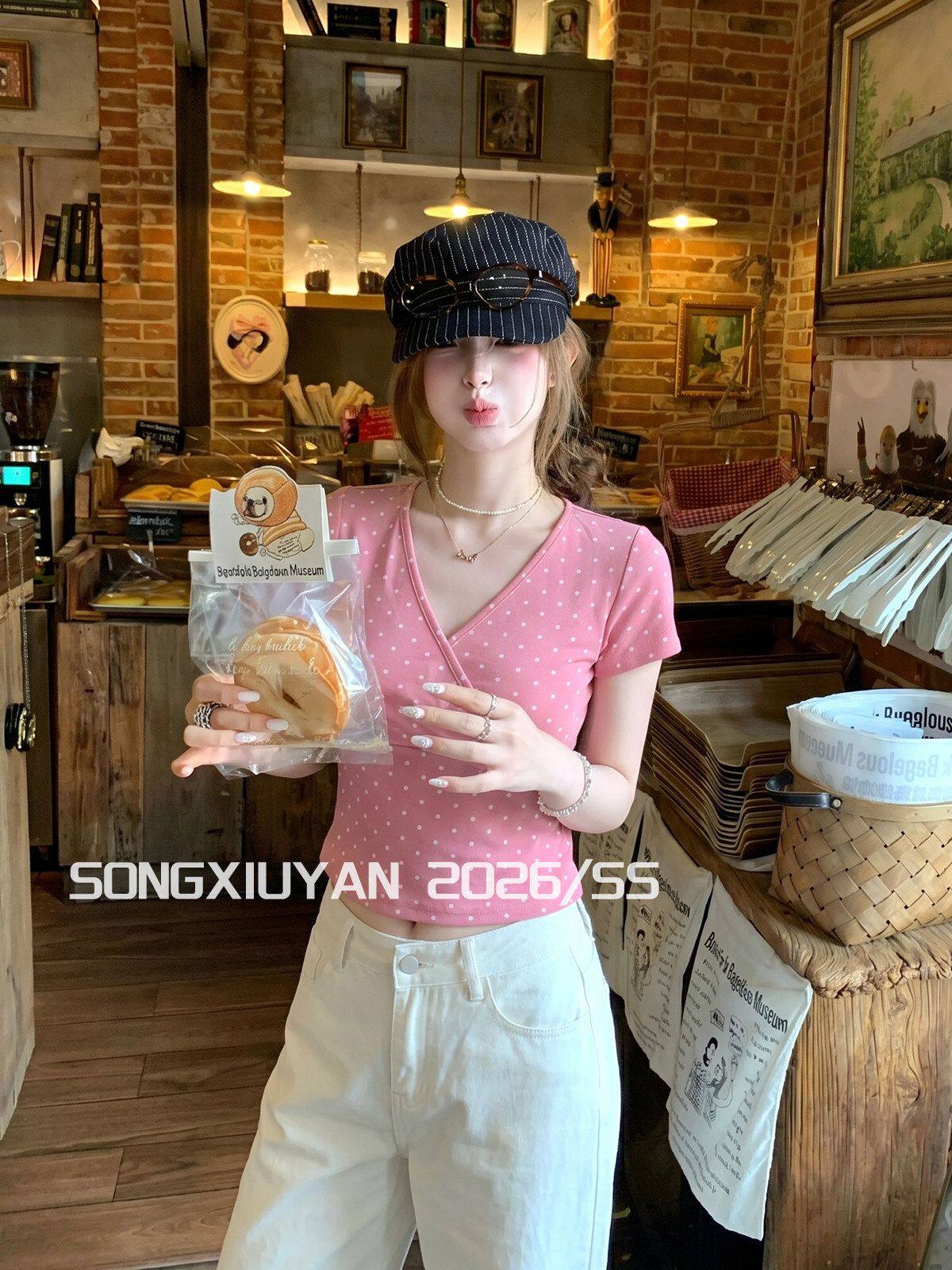 thumbnail for Sweet style hot girl pink V-neck polka dot short-sleeved T-shirt women's 2026 summer giant good-looking, slim waist slim top