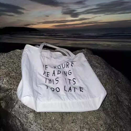 pool不poor 黑白简约大容防水尼龙轻便印花手提通勤单肩托特包