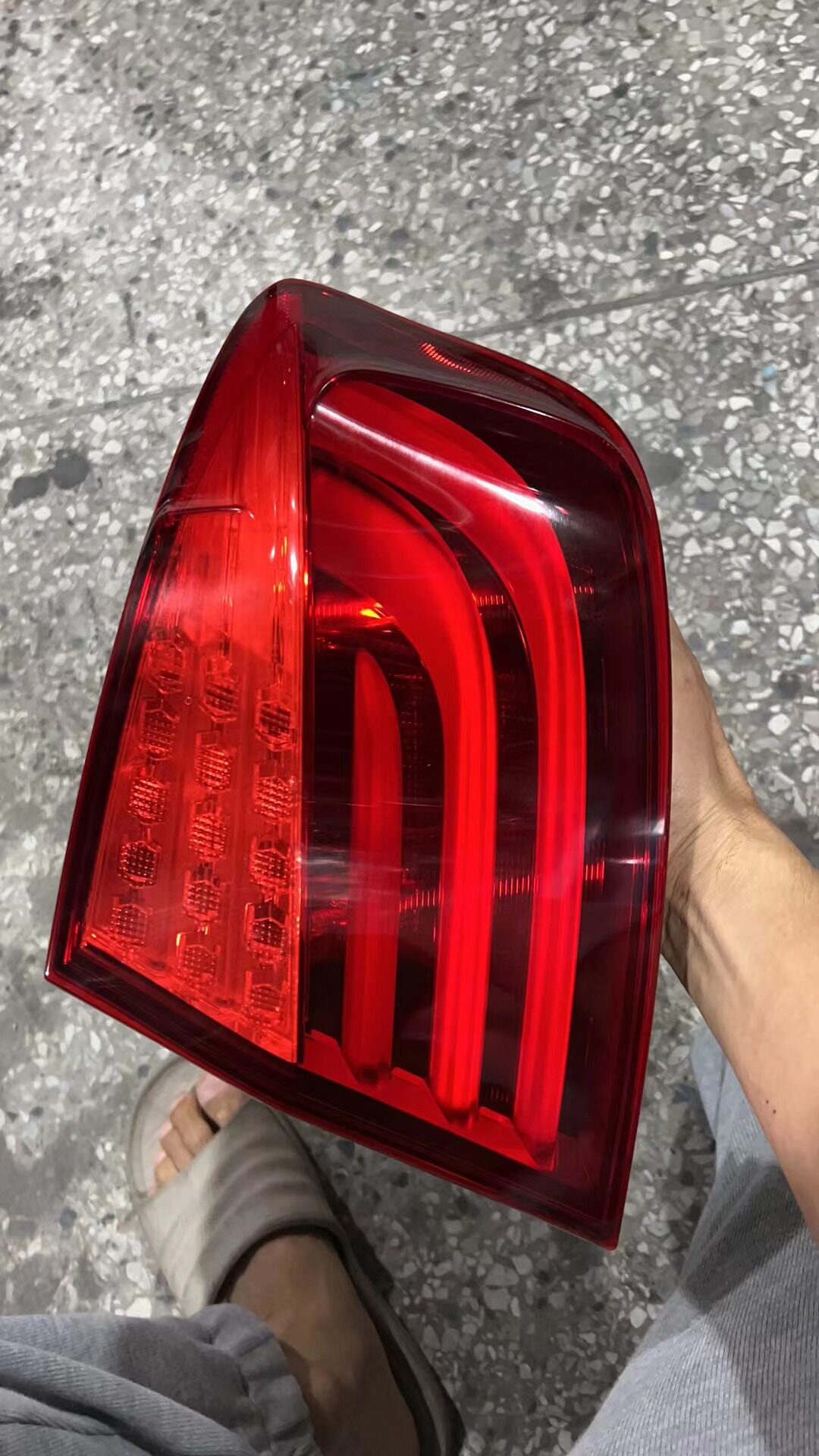 11 12 13 14 15 16 17宝马f18 520 525 528 530 535 540尾灯总成